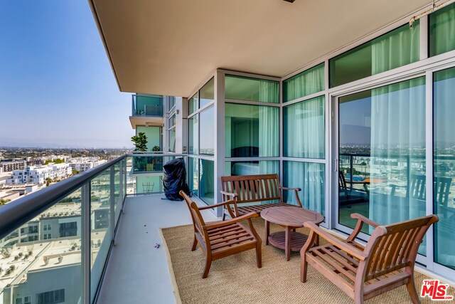 13700 Marina Pointe Dr - Photo 1