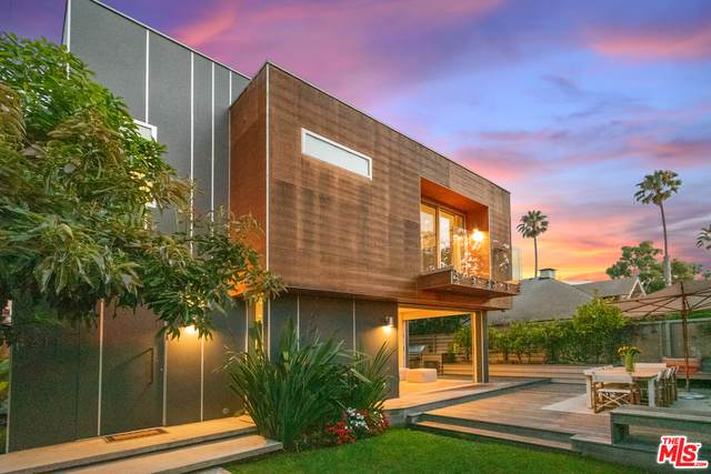 614 California Ave - Photo 1