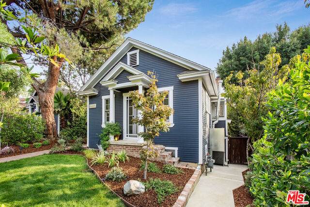 6416 Ivarene Ave - Photo 1