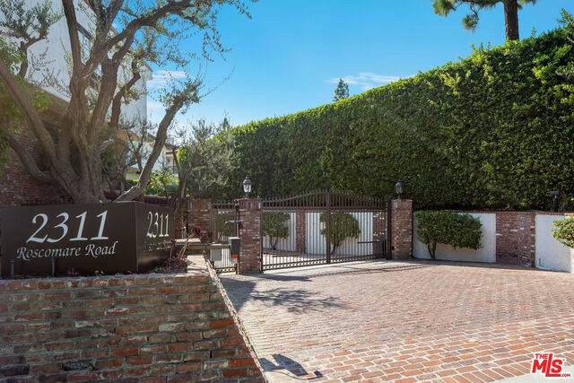 2311 Roscomare Rd - Photo 1