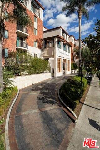 10833 Wilshire Blvd - Photo 1