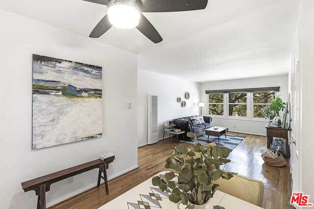 5325 Cahuenga Blvd - Photo 1