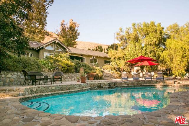 10901 Creek Rd - Photo 1