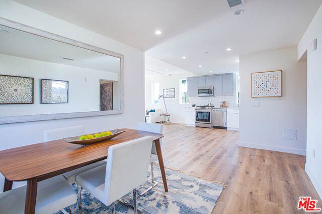 1141 Mohawk - Photo 1