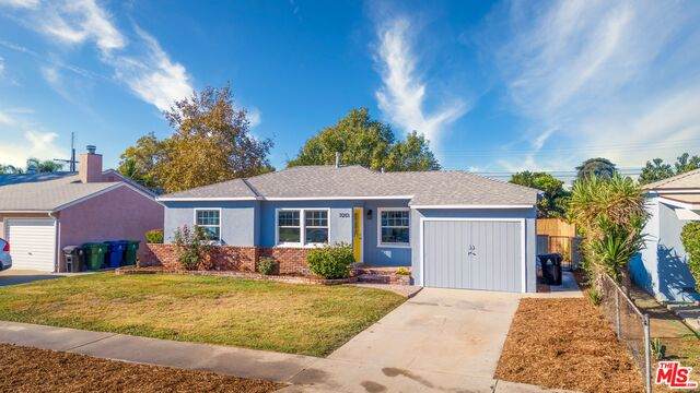 7253 Yolanda Ave - Photo 1