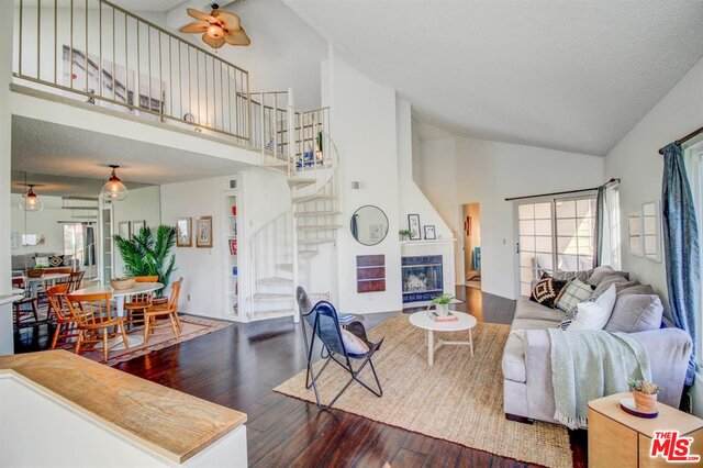 6624 Clybourn Ave - Photo 1