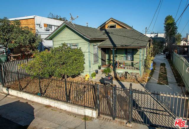 1242 Fedora St - Photo 1