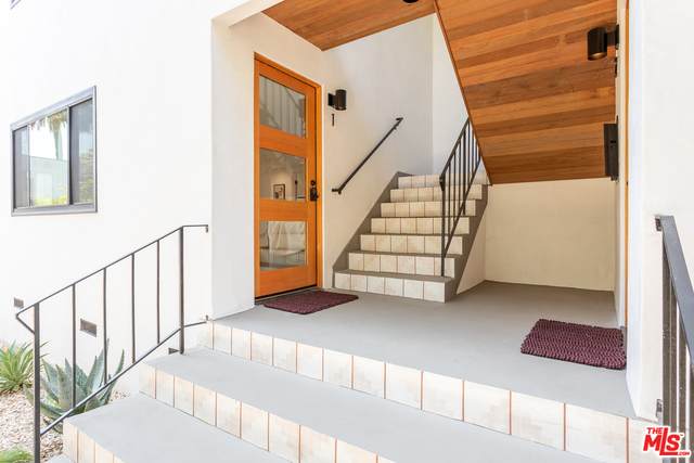 331 Brooks Ave - Photo 1