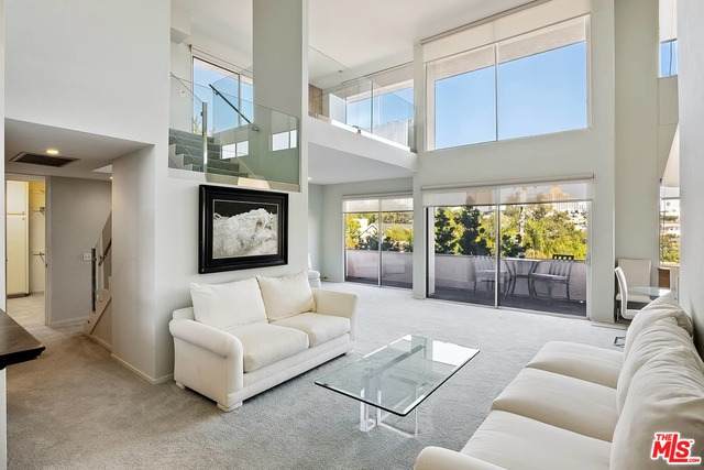 2276 Beverly Glen Blvd - Photo 1
