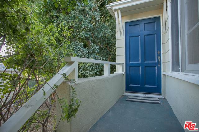 815-1/2 Crestmore Pl - Photo 1