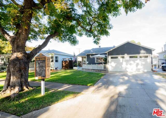 3868 Ladoga Ave - Photo 1