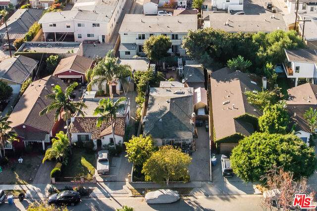 4137 Mcconnell Blvd - Photo 1