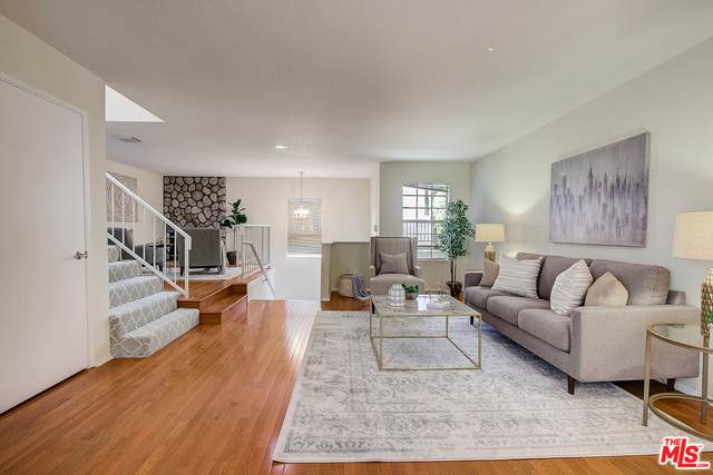 2231 Montrose Ave - Photo 1