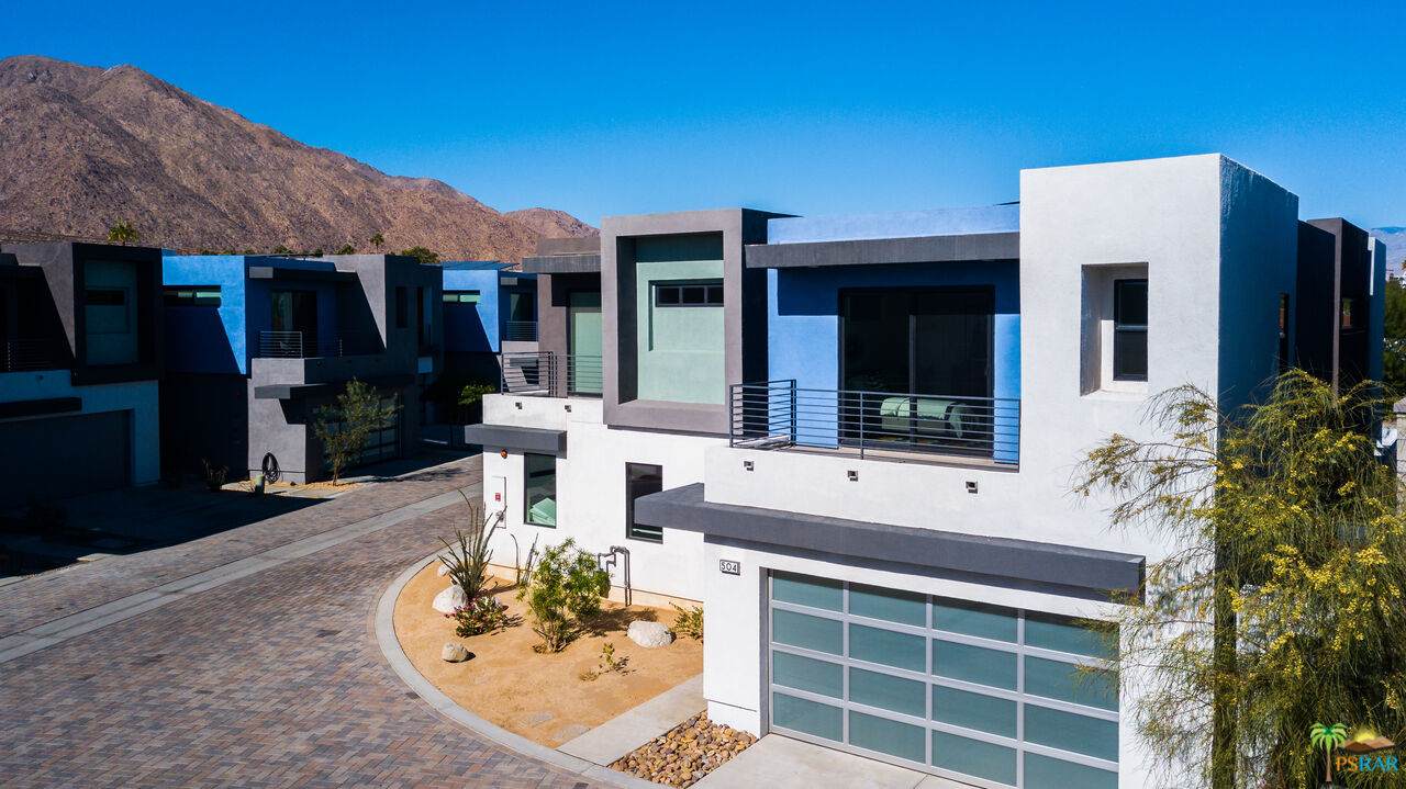 504 Paragon Loop - Photo 1