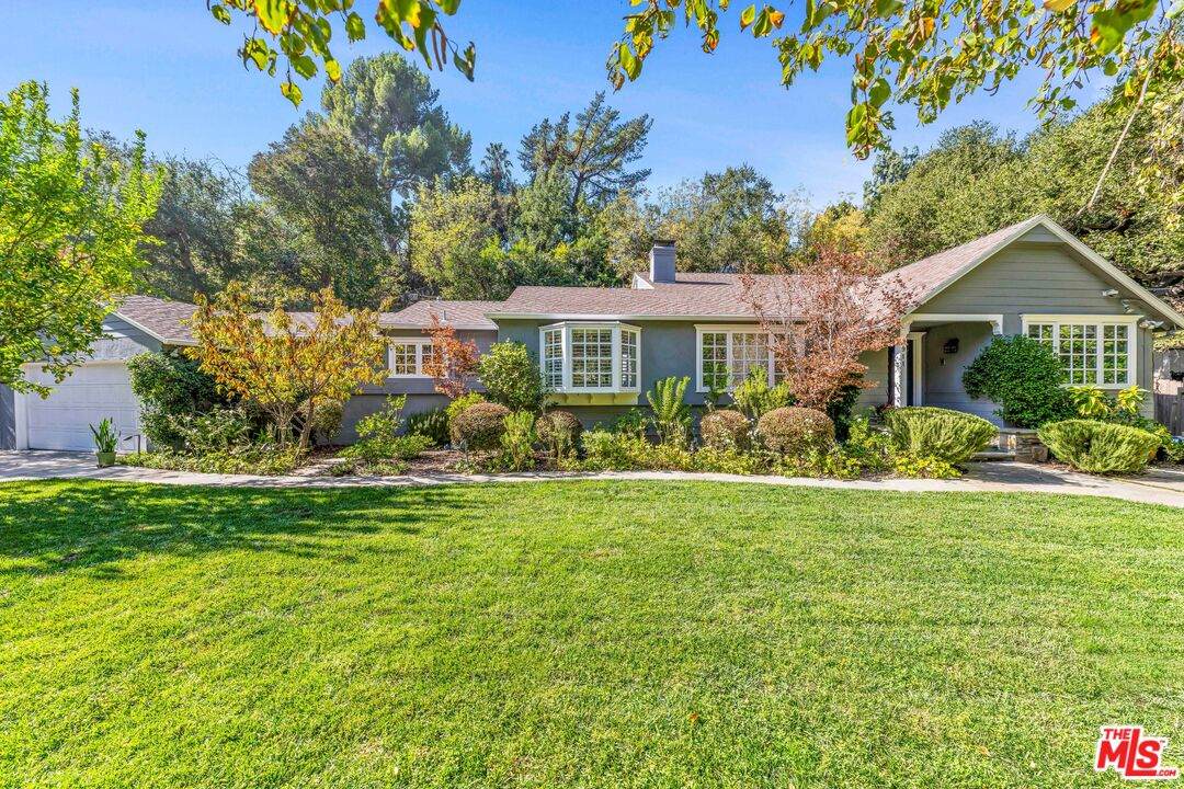 3911 Kingswood Rd - Photo 1
