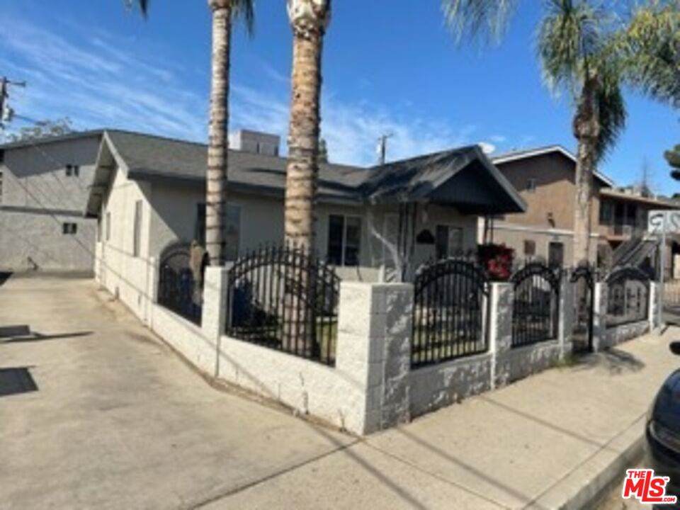 1516 Mount Vernon Ave - Photo 1