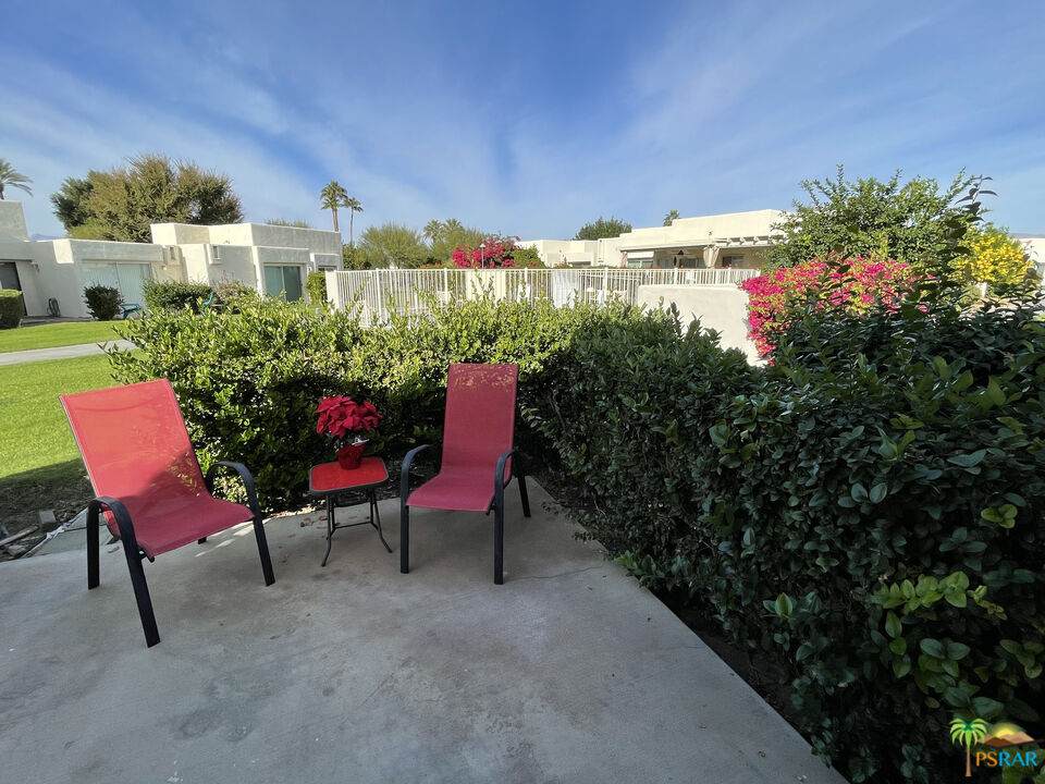 5938 Paradise Plz - Photo 1