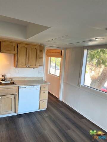 64291 Spyglass Ave - Photo 1