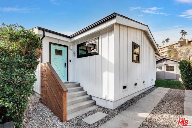 2621 Griffith Park Blvd - Photo 1