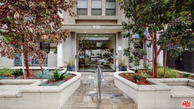 230 Jackson St - Photo 1