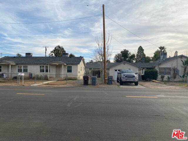 986 North California Ave - Photo 1