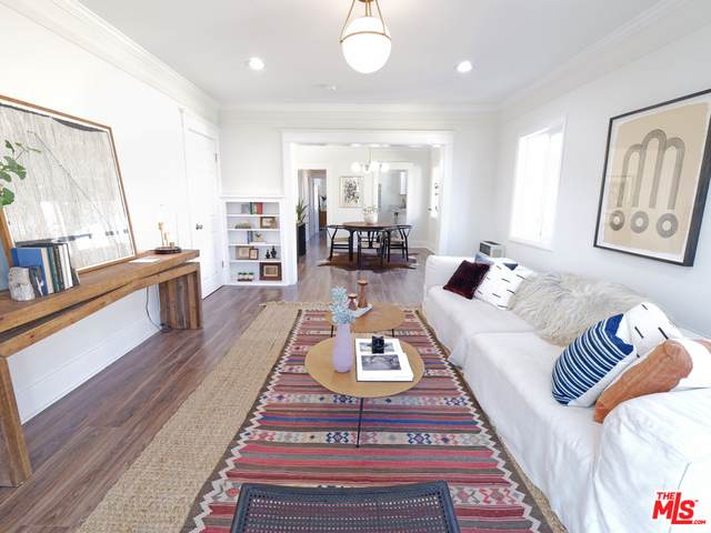 1215-1/2 5th Avenue - Photo 1
