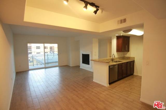 11925 Kling St - Photo 1
