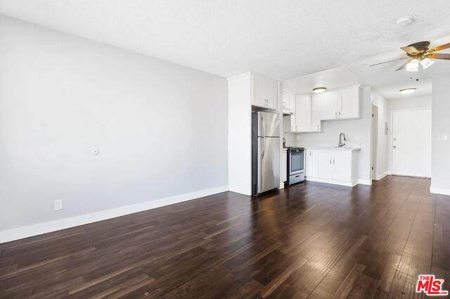 1911 2nd St - Photo 1