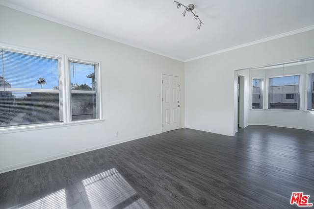 6075 Pickford St - Photo 1