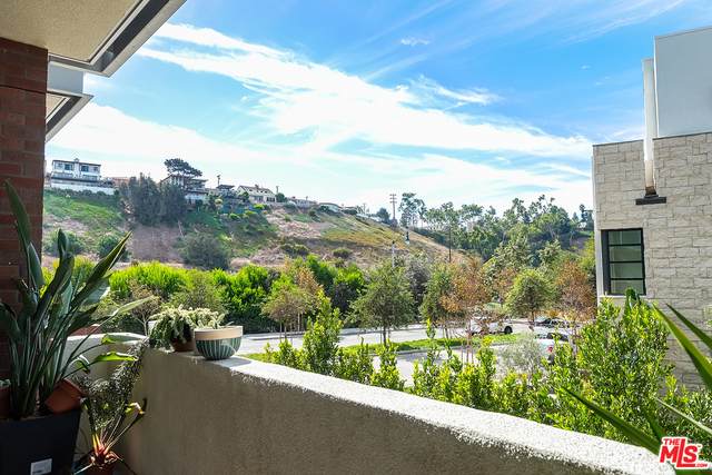 12655 Bluff Creek Dr - Photo 1