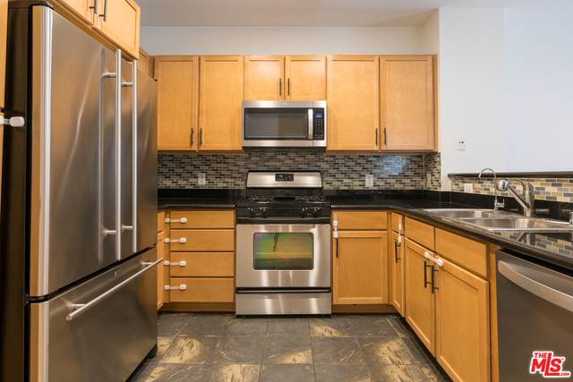 6400 Crescent Park - Photo 1
