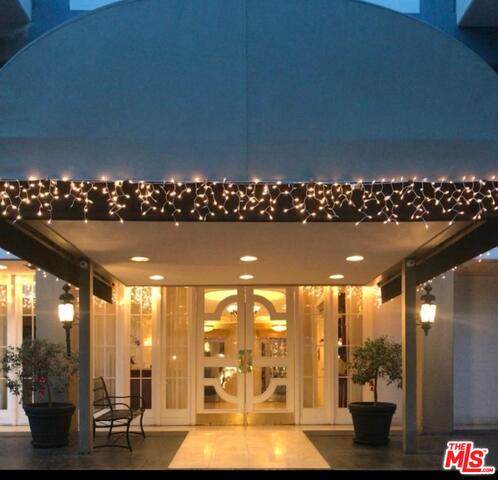 969 Hilgard Ave - Photo 1