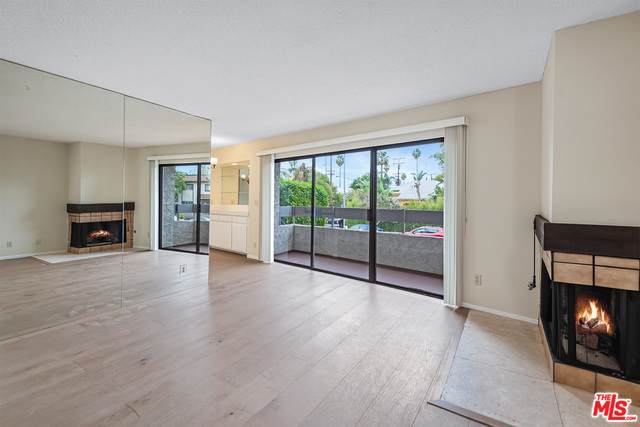 3988 Beethoven St - Photo 1
