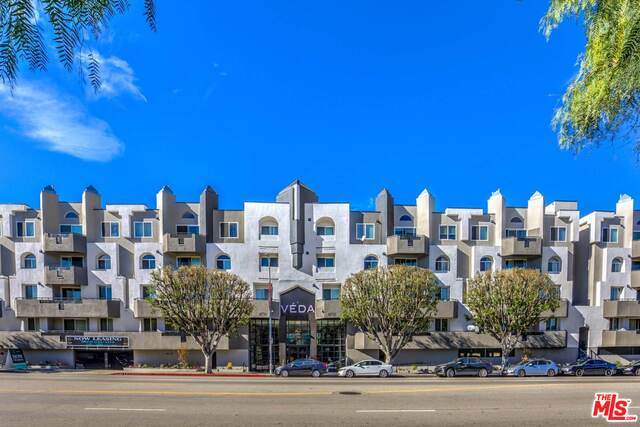 4735 Sepulveda Blvd - Photo 1