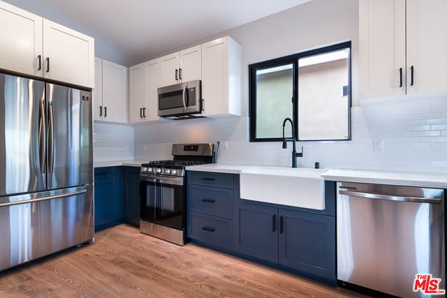 1002 Ridgewood Pl - Photo 1