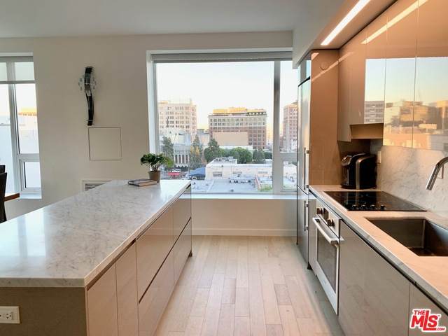 1050 Grand Ave - Photo 1