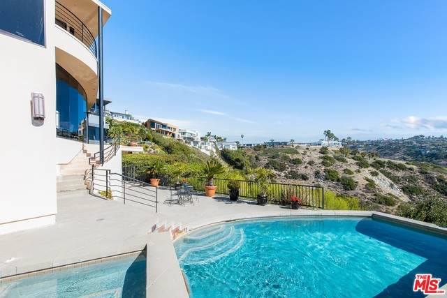 1275 Pacific Ave - Photo 1