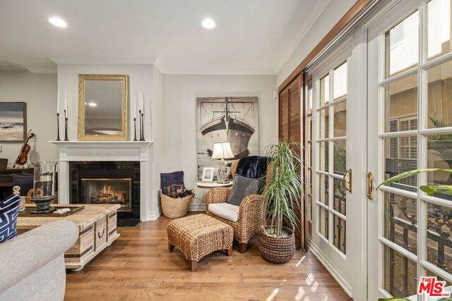 1820 Holmby Ave - Photo 1