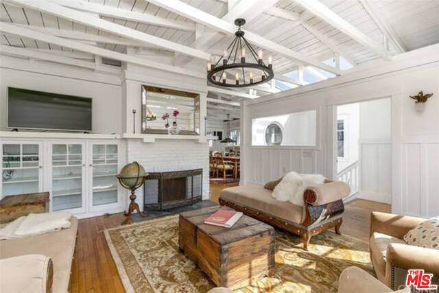 17 Hurricane St - Photo 1