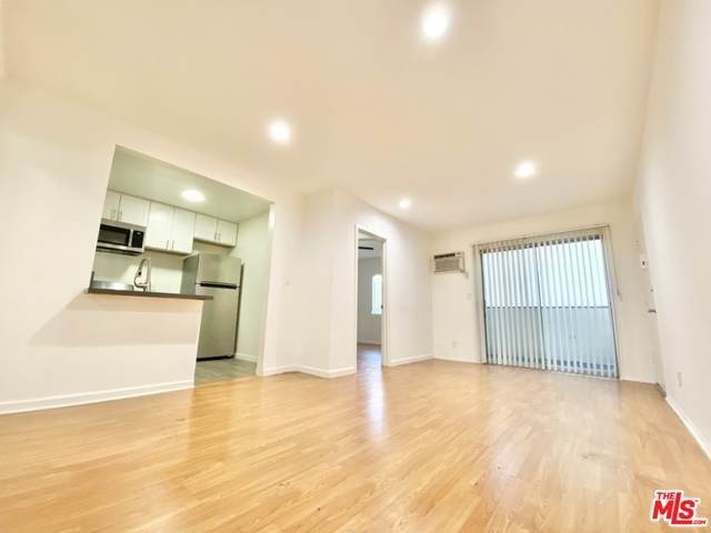 1022 Vista St - Photo 1