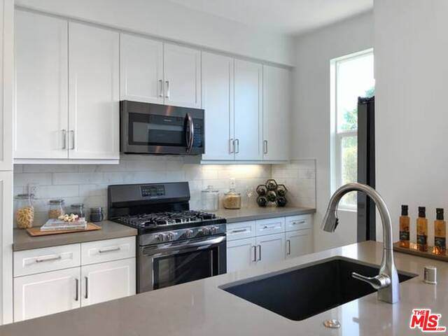 7105 Tampa Ave - Photo 1