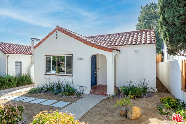 9020 Phyllis Ave - Photo 1