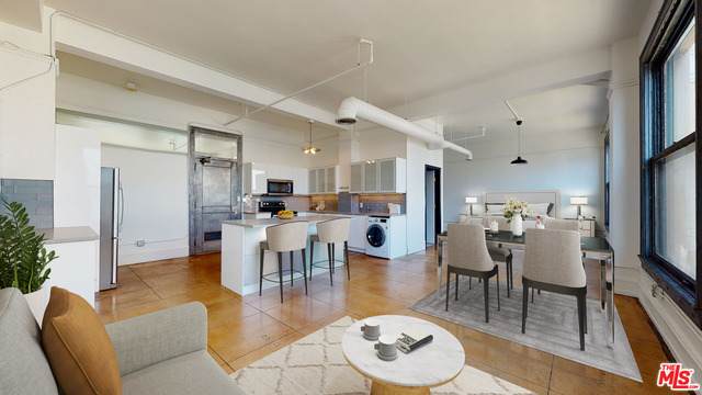 108 2nd St - Photo 1