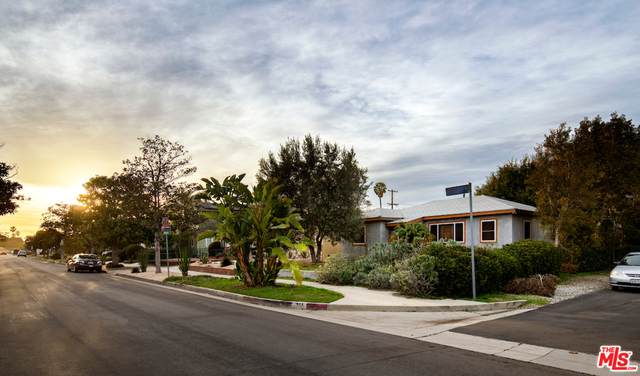 865 Flower Ave - Photo 1