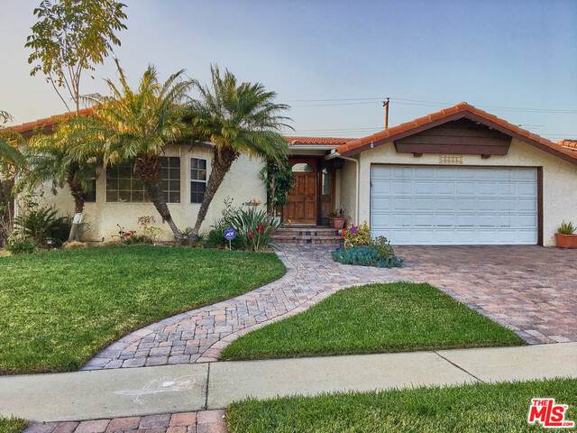 14741 Sabine Dr - Photo 1