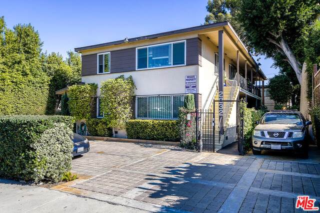 2032 Shenandoah St - Photo 1