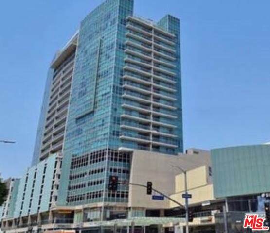 3785 Wilshire Blvd - Photo 1