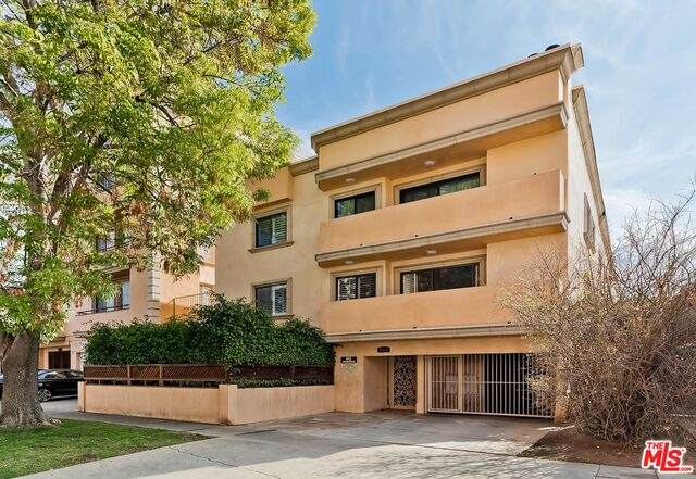 11816 Gorham Ave - Photo 1