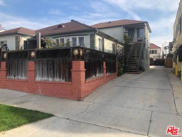 542 Genesee Ave - Photo 1
