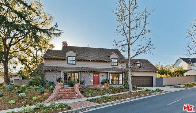 2815 Club Dr - Photo 1